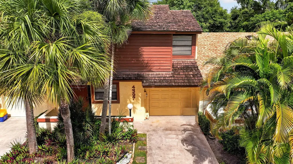 4397 Rende Lane Lake Worth FL 33461
