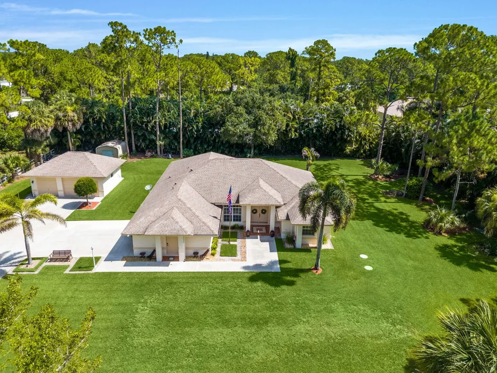16835 69th Street N The Acreage FL 33470