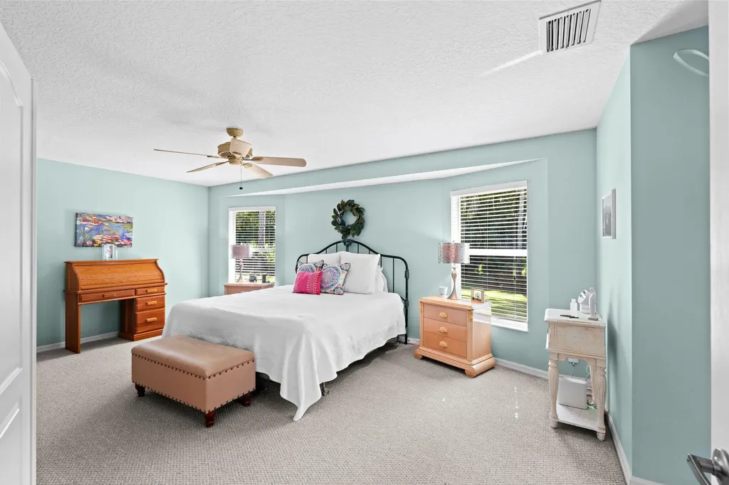 16835 69th Street N The Acreage FL 33470