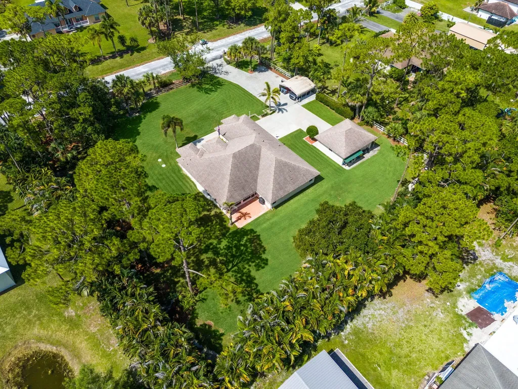 16835 69th Street N The Acreage FL 33470