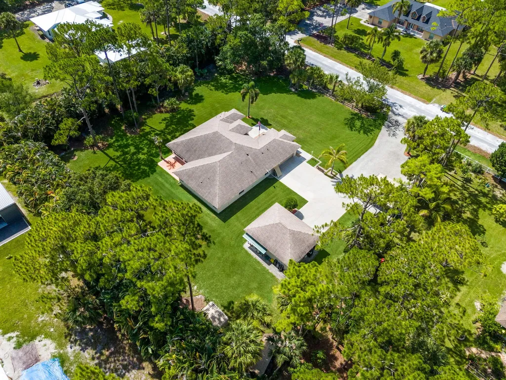 16835 69th Street N The Acreage FL 33470