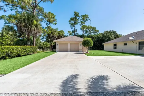 16835 69th Street N The Acreage FL 33470