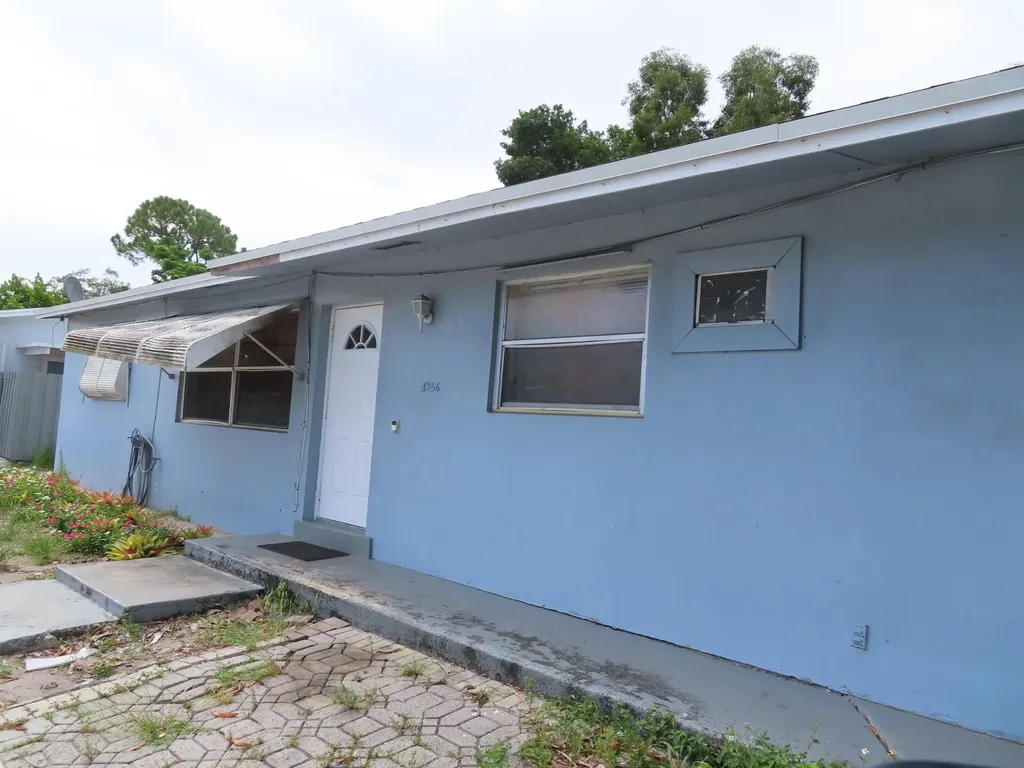 3956 Melaleuca Lane Lake Worth FL 33461