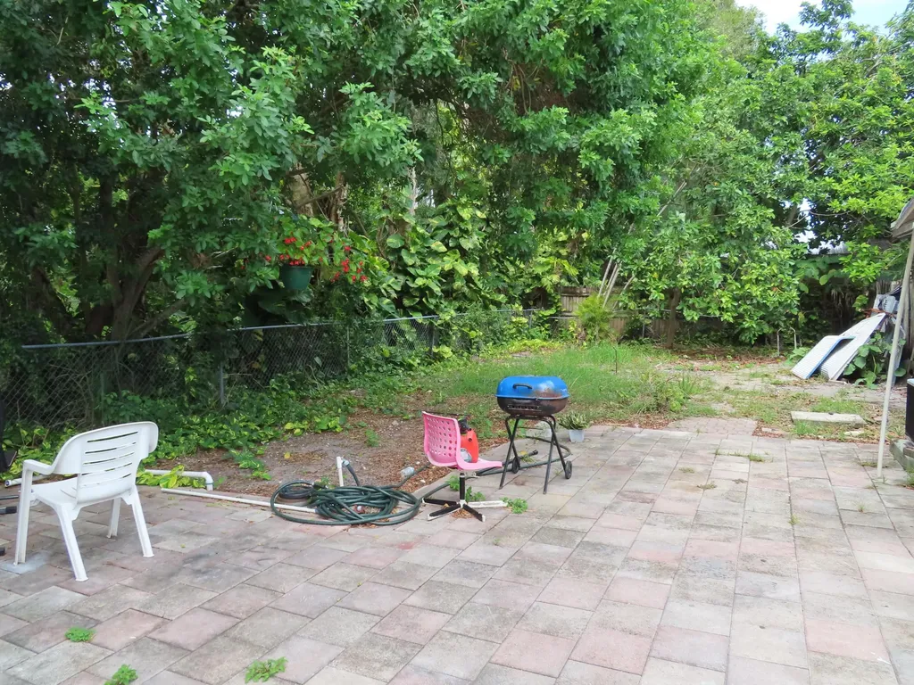 3956 Melaleuca Lane Lake Worth FL 33461