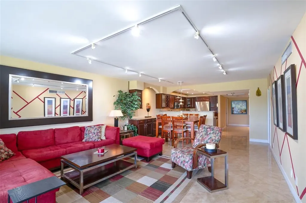 2681 S Course Pompano Beach FL 33069