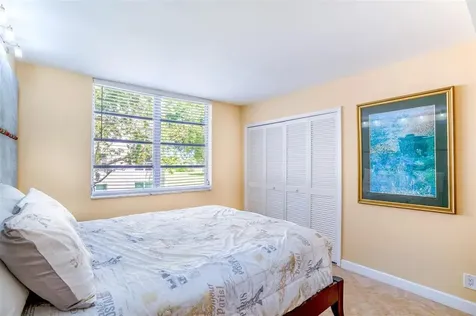 2681 S Course Pompano Beach FL 33069