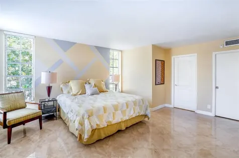 2681 S Course Pompano Beach FL 33069