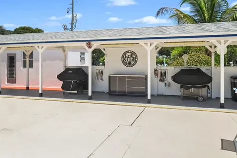 11 Garden Street Tequesta FL 33469