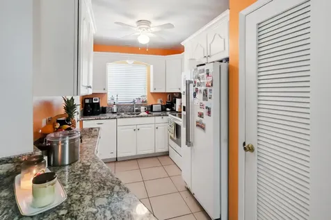 11 Garden Street Tequesta FL 33469