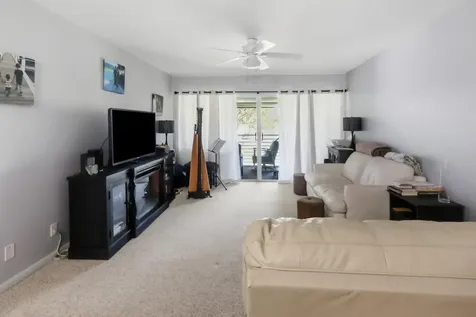 11 Garden Street Tequesta FL 33469