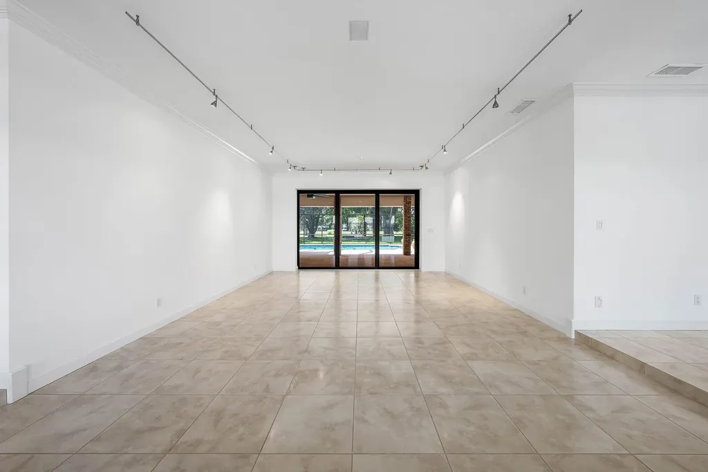 114 Glenbrook Court Atlantis FL 33462