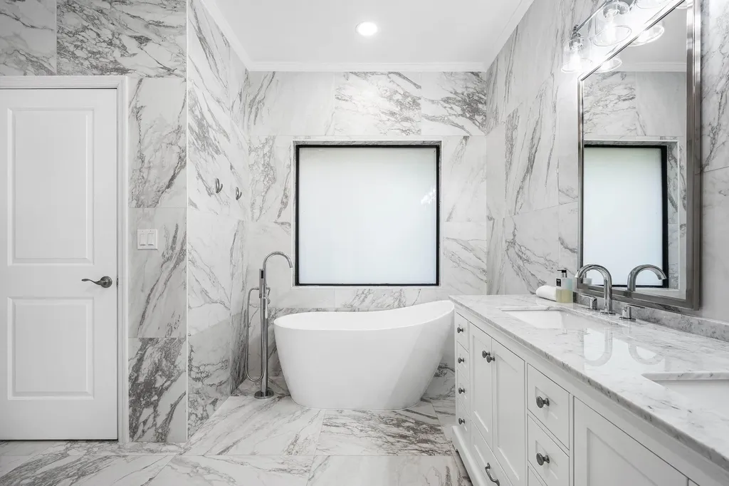 114 Glenbrook Court Atlantis FL 33462