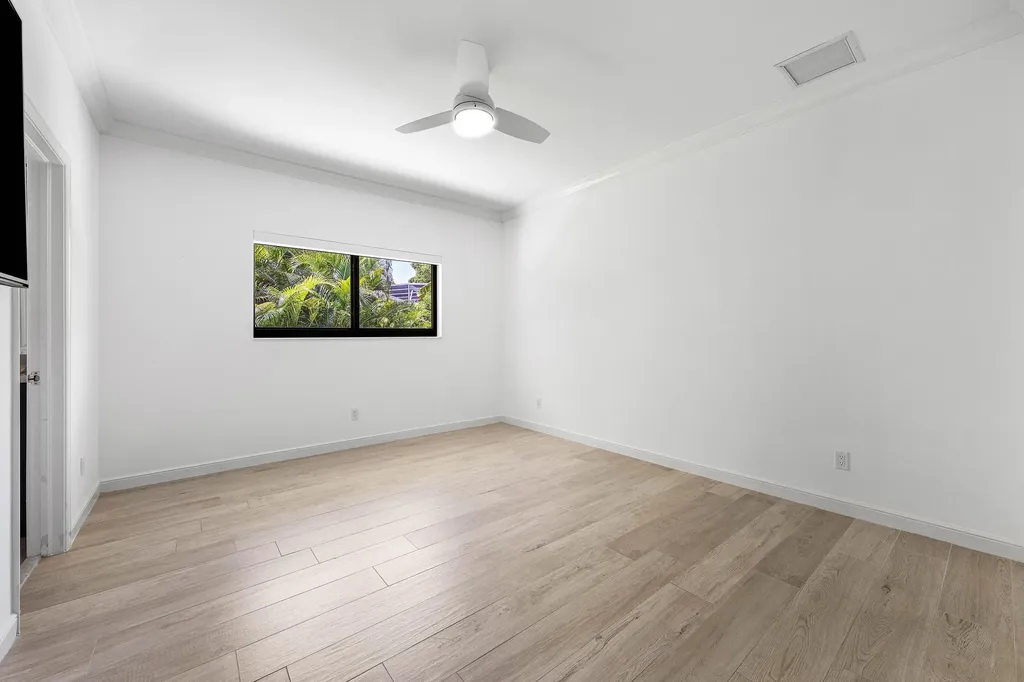114 Glenbrook Court Atlantis FL 33462