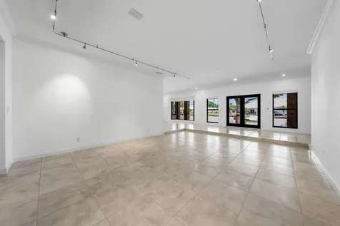 114 Glenbrook Court Atlantis FL 33462