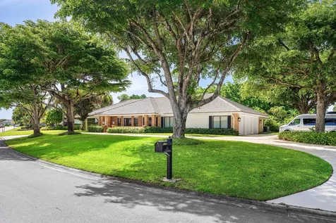 114 Glenbrook Court Atlantis FL 33462