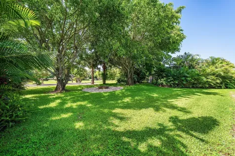 114 Glenbrook Court Atlantis FL 33462