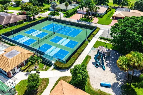 114 Glenbrook Court Atlantis FL 33462