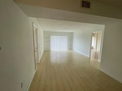 4160 Inverrary Drive Lauderhill FL 33319