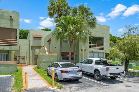 11099 NW 7th Street Miami FL 33172