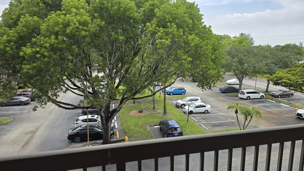 4965 E Sabal Palm Boulevard Tamarac FL 33319