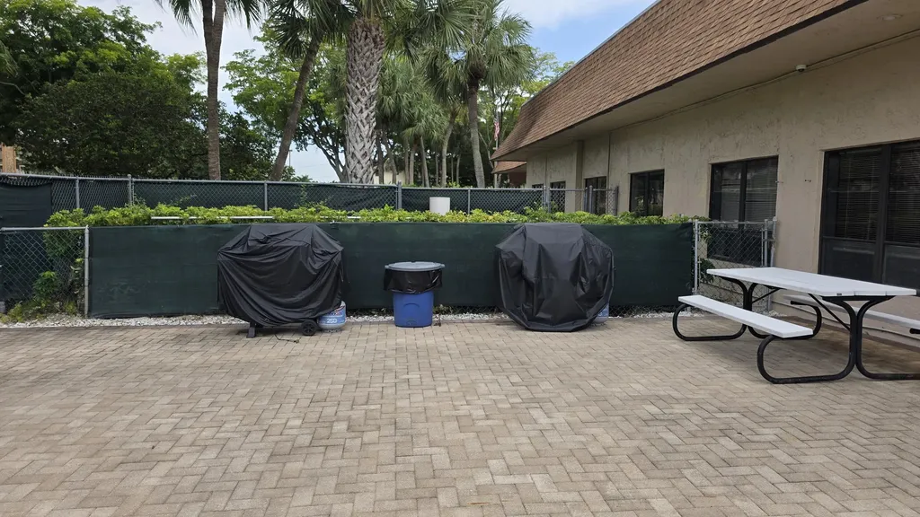 4965 E Sabal Palm Boulevard Tamarac FL 33319