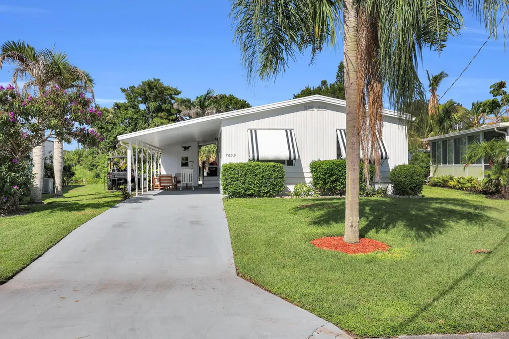 7639 SE Fork River Drive Stuart FL 34997