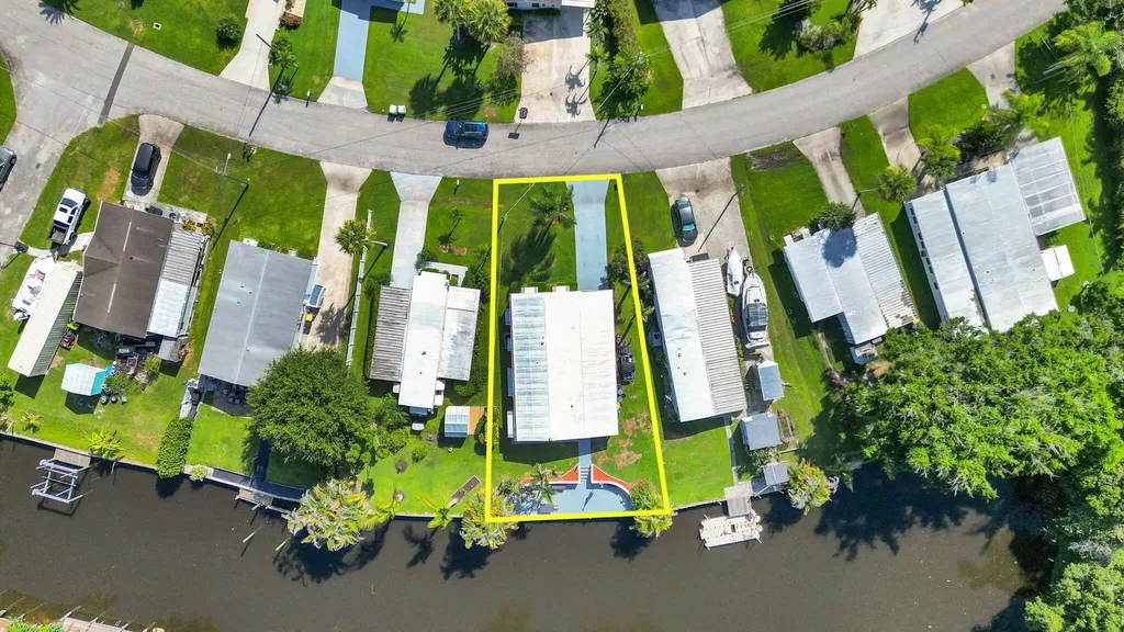 7639 SE Fork River Drive Stuart FL 34997