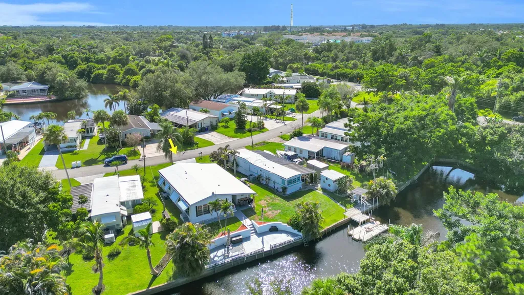 7639 SE Fork River Drive Stuart FL 34997