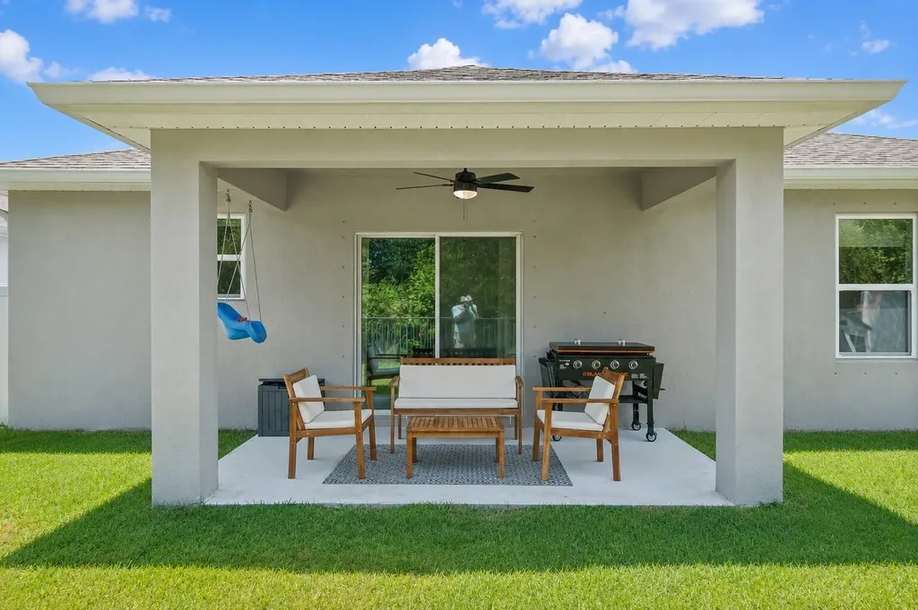 3625 Sapphire Hollow Way Fort Pierce FL 34981