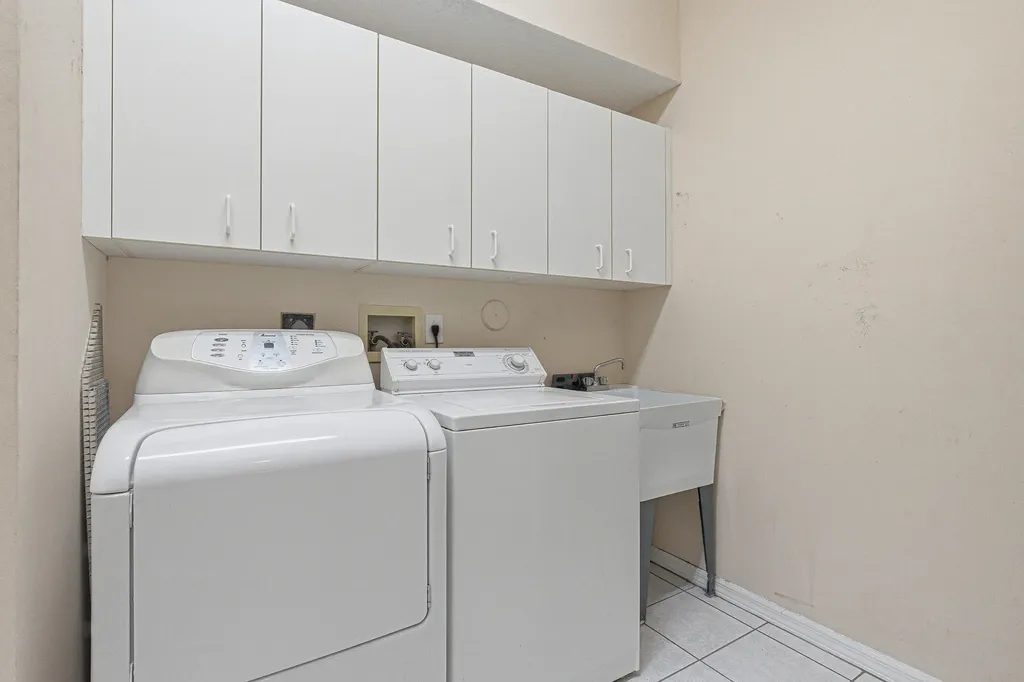 10168 Lombardy Drive Tamarac FL 33321