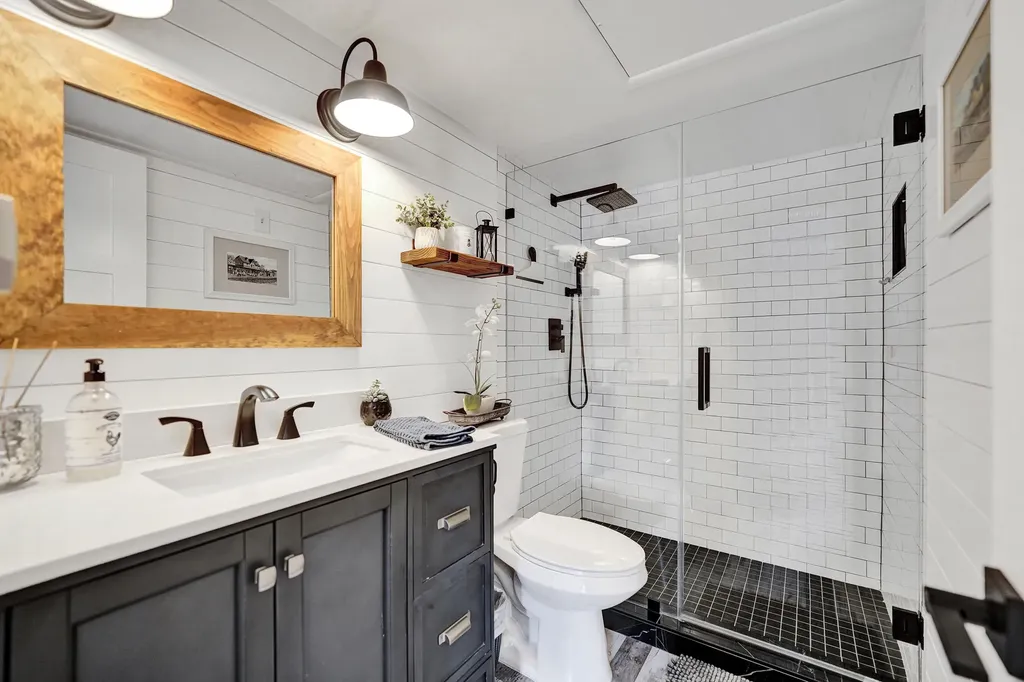 1930 NE 2nd Avenue Wilton Manors FL 33305