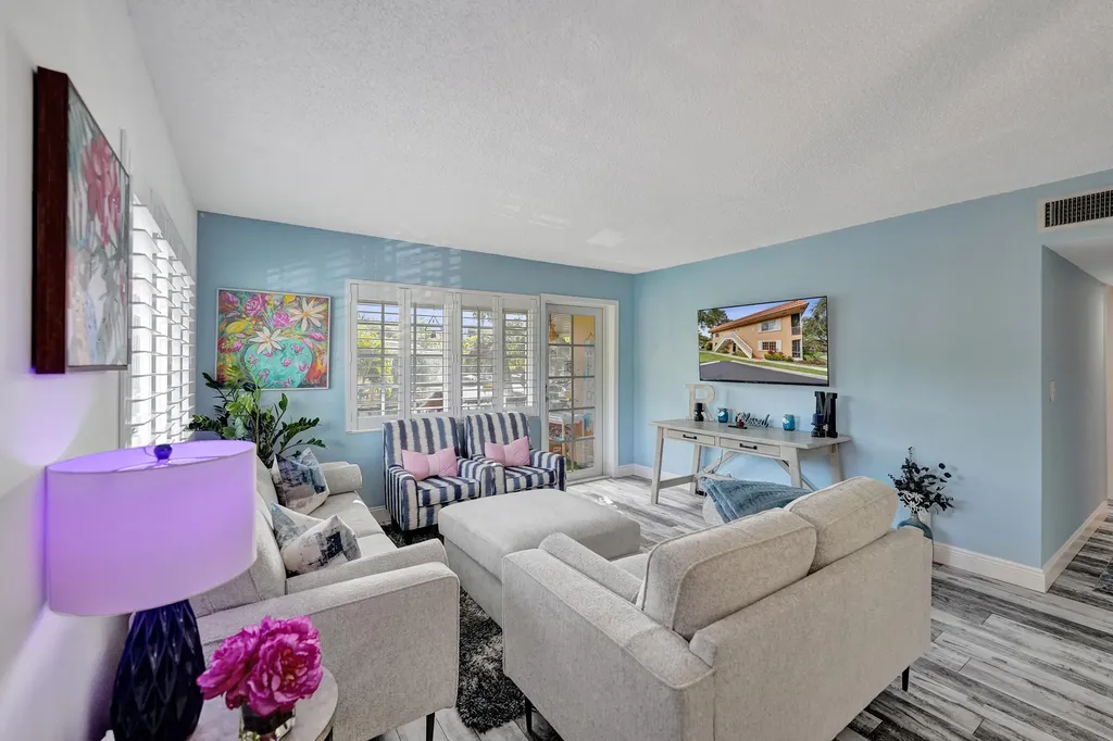 1930 NE 2nd Avenue Wilton Manors FL 33305