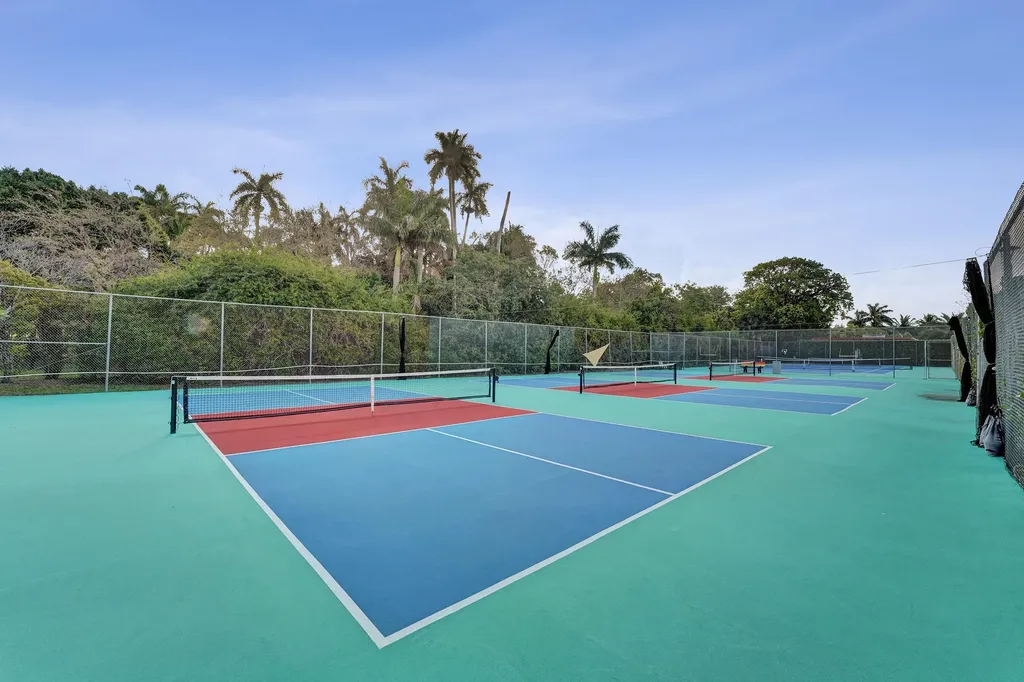 1930 NE 2nd Avenue Wilton Manors FL 33305