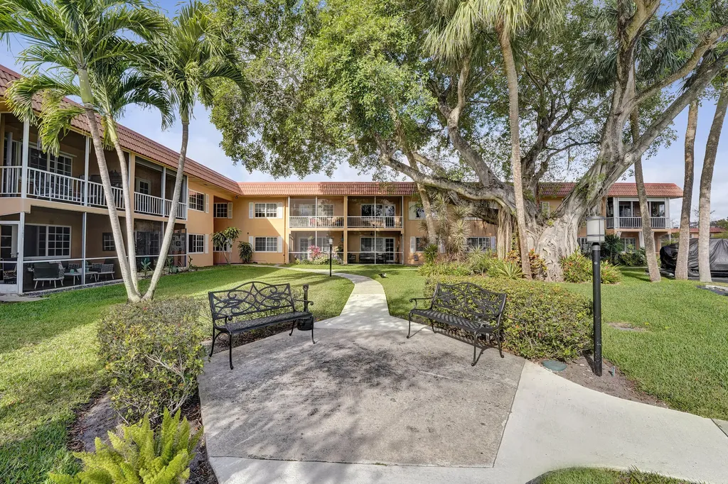1930 NE 2nd Avenue Wilton Manors FL 33305