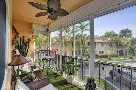 1930 NE 2nd Avenue Wilton Manors FL 33305