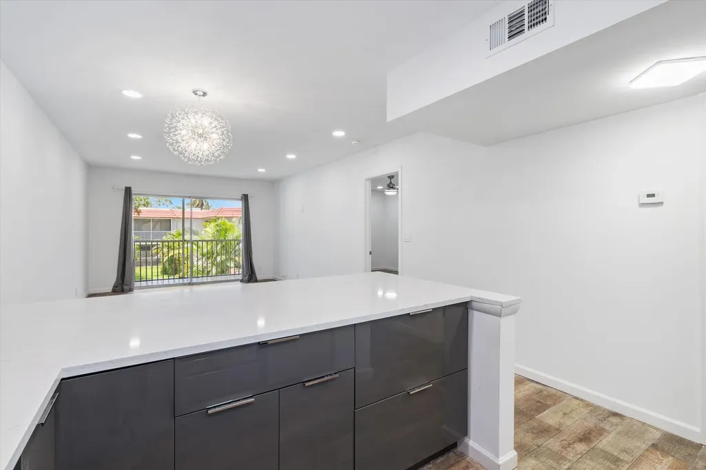 899 SE 2nd Avenue Deerfield Beach FL 33441