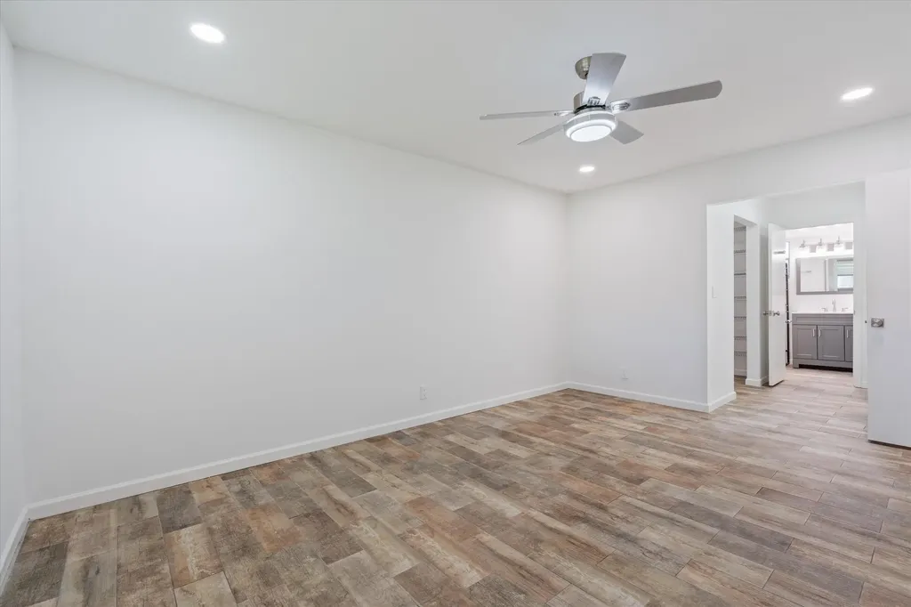 899 SE 2nd Avenue Deerfield Beach FL 33441