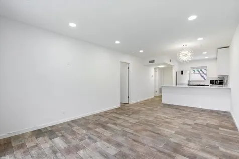899 SE 2nd Avenue Deerfield Beach FL 33441