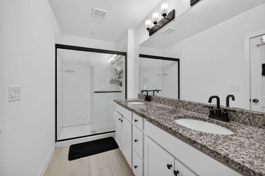 608 NE Waters Edge Lane Port St Lucie FL 34983