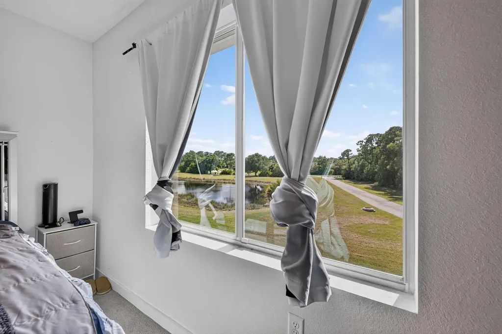 608 NE Waters Edge Lane Port St Lucie FL 34983