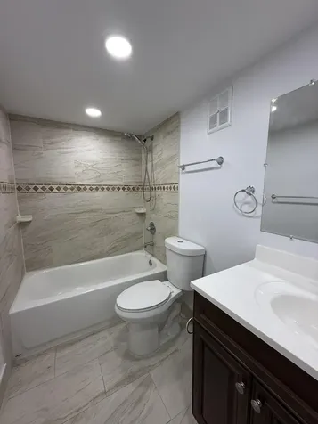 1041 NW 124th Avenue Pembroke Pines FL 33026