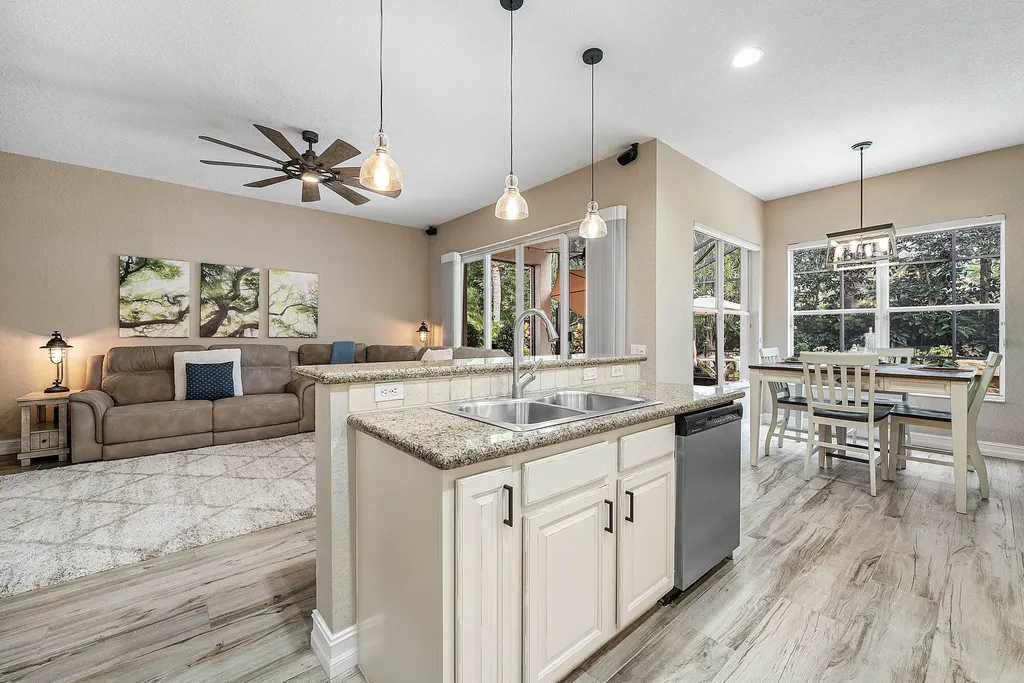 8564 Breezy Oak Way Boynton Beach FL 33473