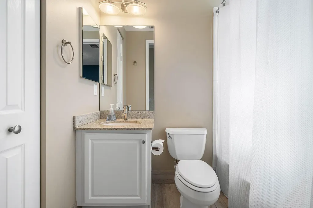 8564 Breezy Oak Way Boynton Beach FL 33473