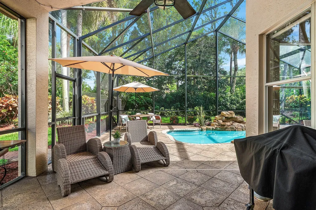 8564 Breezy Oak Way Boynton Beach FL 33473