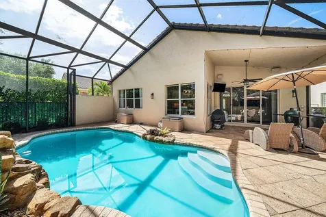 8564 Breezy Oak Way Boynton Beach FL 33473