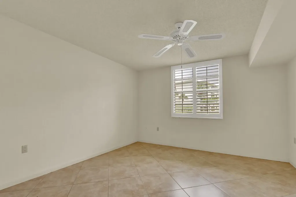 3636 Whitehall Drive West Palm Beach FL 33401