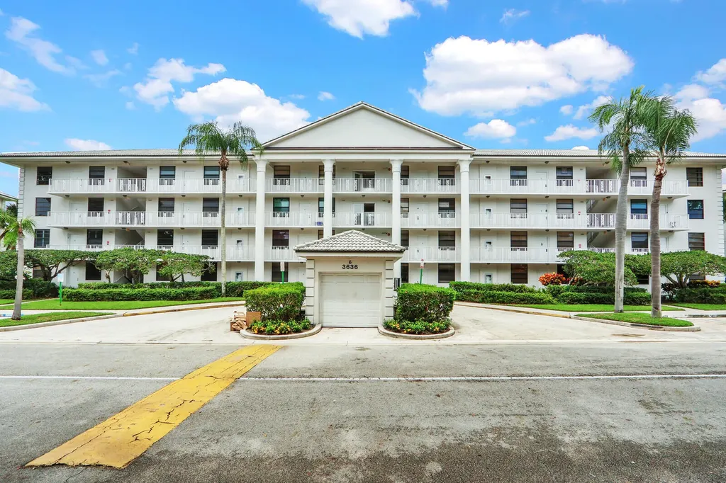3636 Whitehall Drive West Palm Beach FL 33401