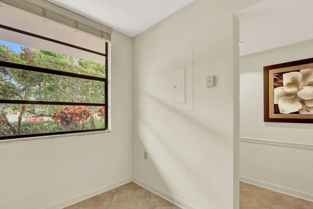 3636 Whitehall Drive West Palm Beach FL 33401