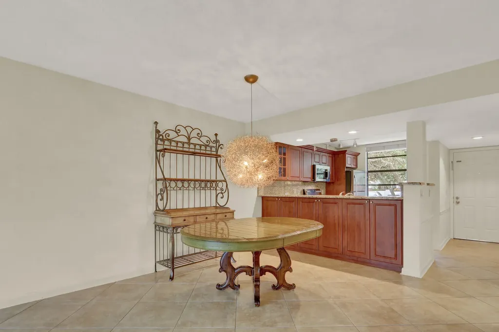 3636 Whitehall Drive West Palm Beach FL 33401