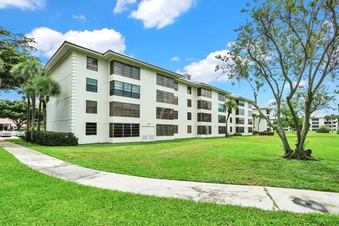 3636 Whitehall Drive West Palm Beach FL 33401